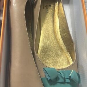 Kate Spade Beige Flats with Teal Bow